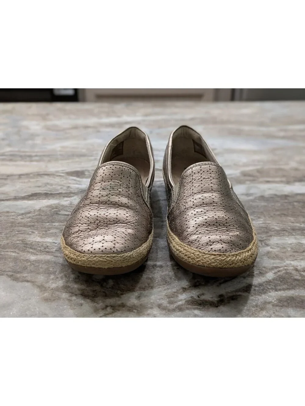 Clarks Gold Espadrille Slip‑On Shoes 8 W – Solar Bloom